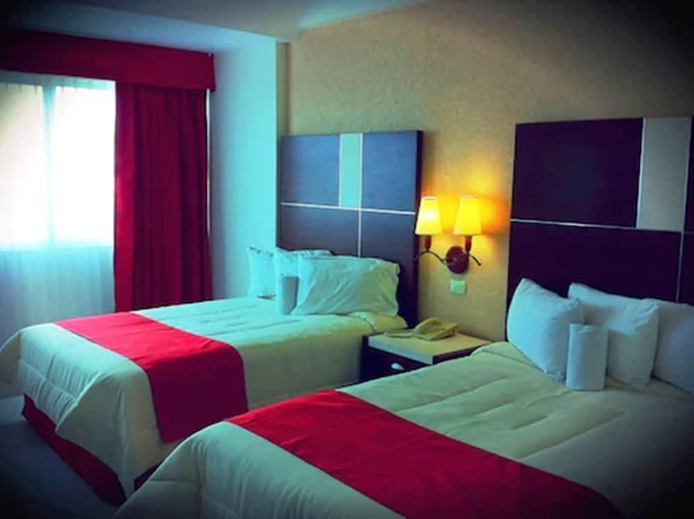 Hotel Baluartes Campeche Exterior foto