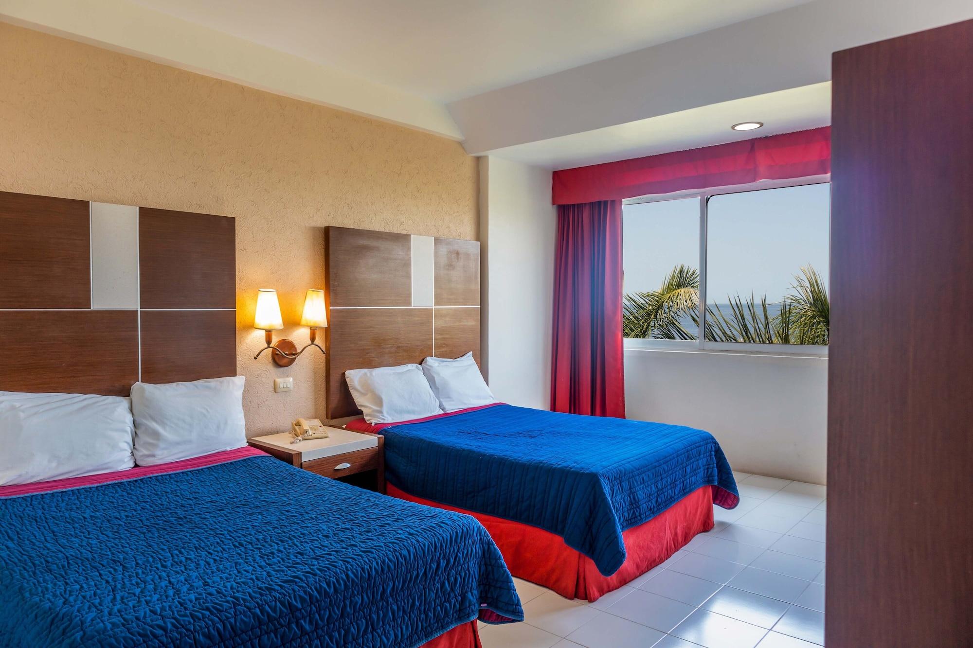 Hotel Baluartes Campeche Exterior foto