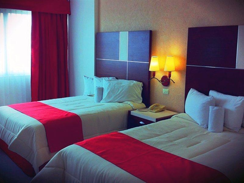 Hotel Baluartes Campeche Exterior foto