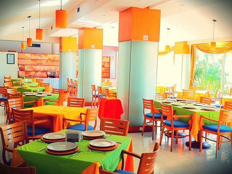 Hotel Baluartes Campeche Exterior foto