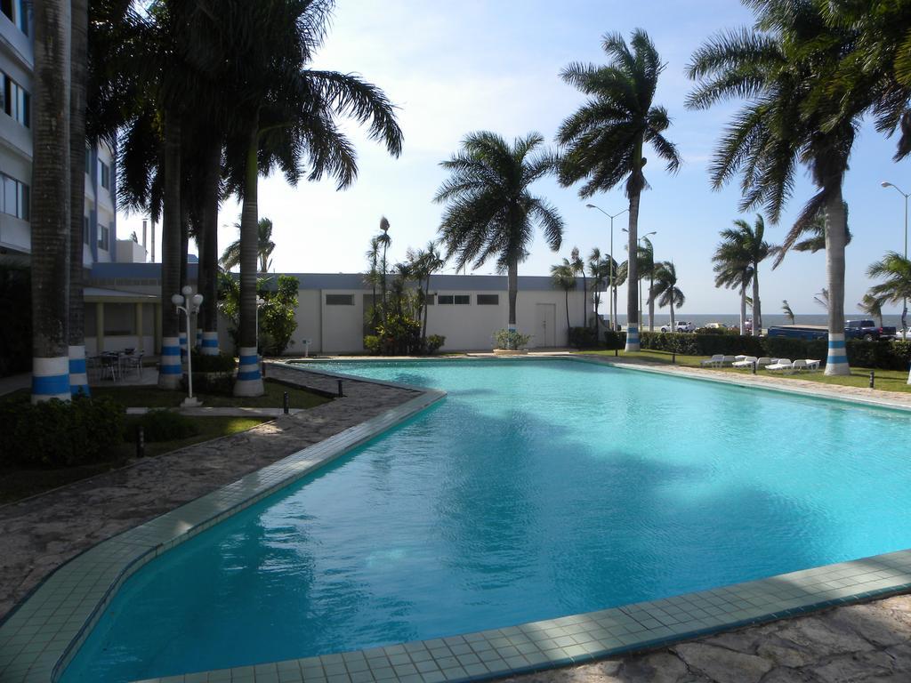 Hotel Baluartes Campeche Exterior foto