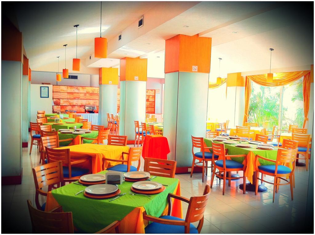 Hotel Baluartes Campeche Exterior foto